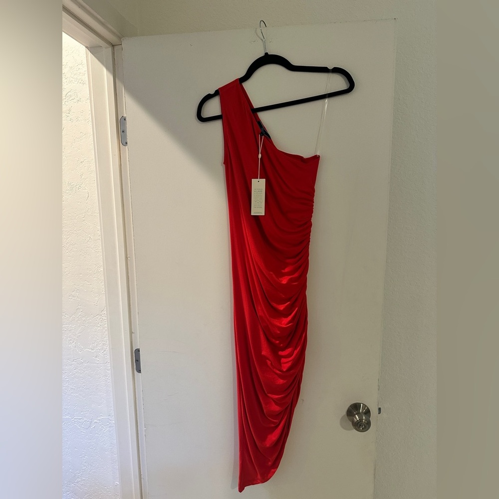 Shore Red One Shoulder Ruched Asymmetrical Midi Dress Small NWT